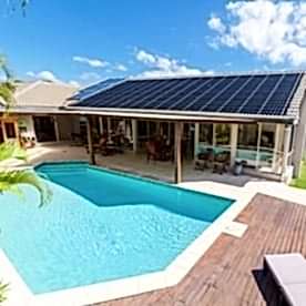 Güneş Enerji Isıtmalı Havuz